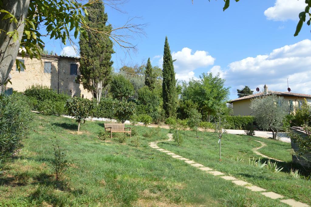 Podere Oliveta Поджібонсі Екстер'єр фото