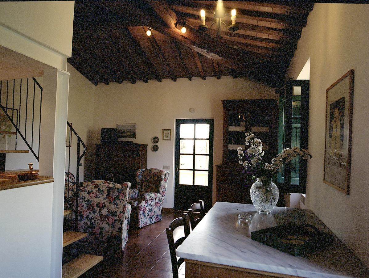 Podere Oliveta Поджібонсі Екстер'єр фото